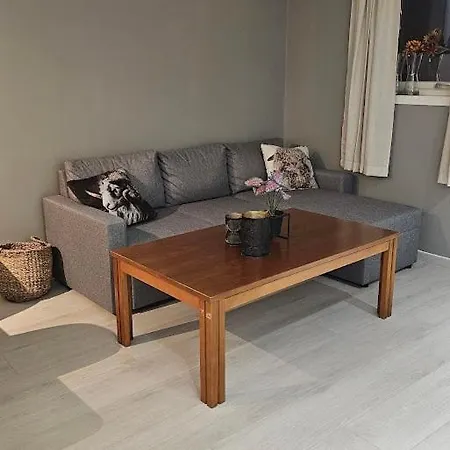 Tromsdalen Apartamento *